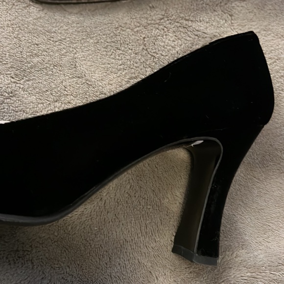 Marco Black Velvet pumps - Picture 2 of 4